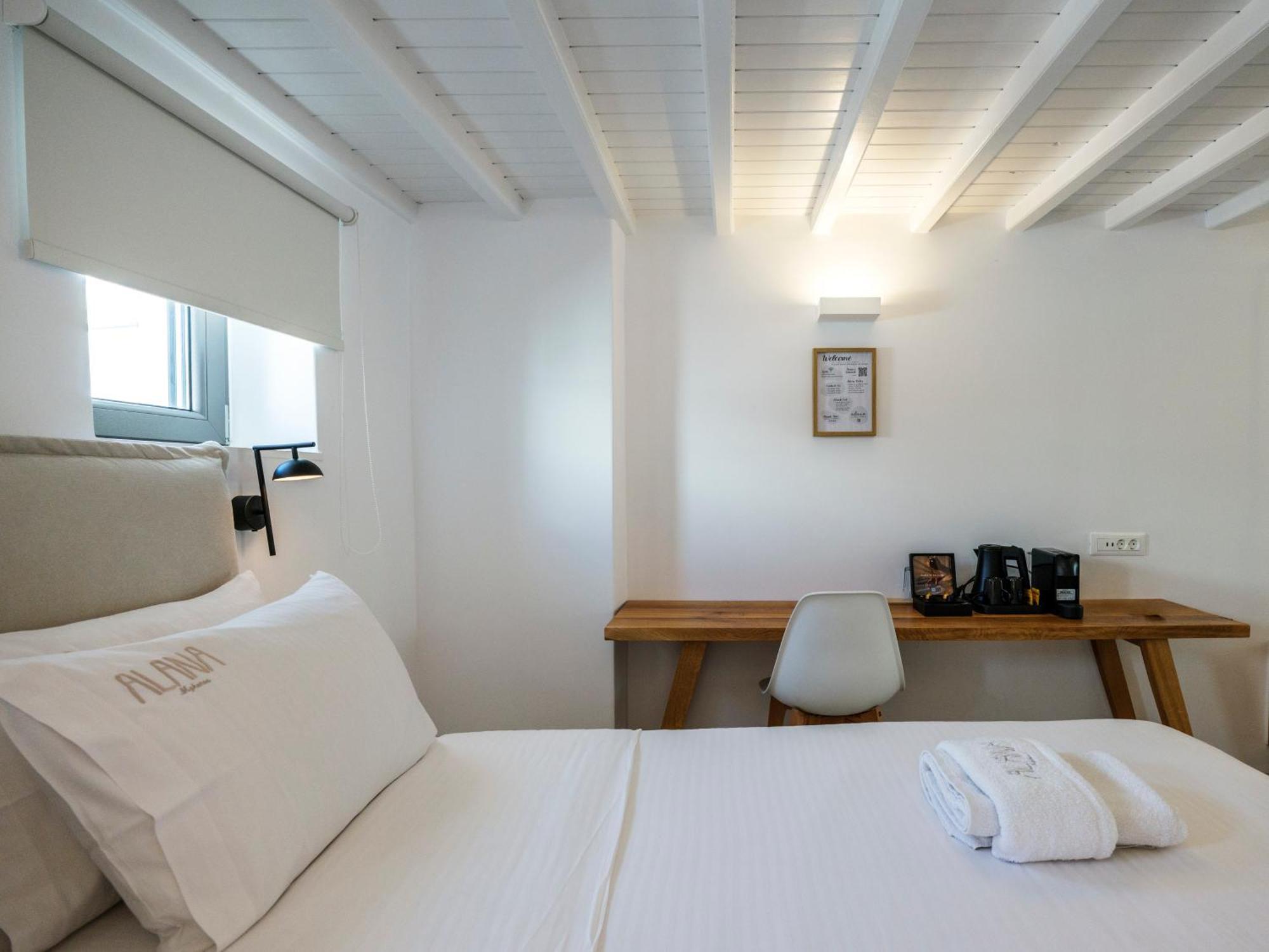 Alana Mykonos Hotel Mykonos Town ภายนอก รูปภาพ