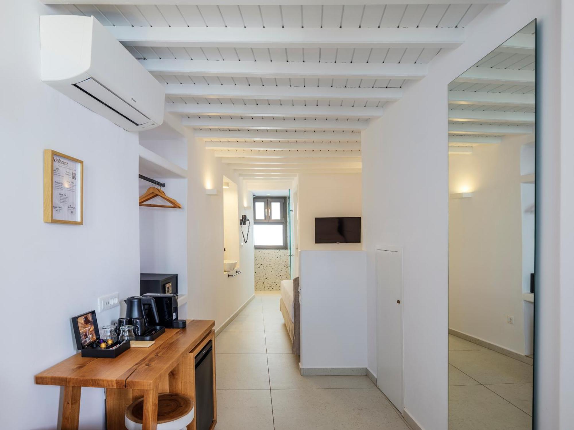 Alana Mykonos Hotel Mykonos Town ภายนอก รูปภาพ