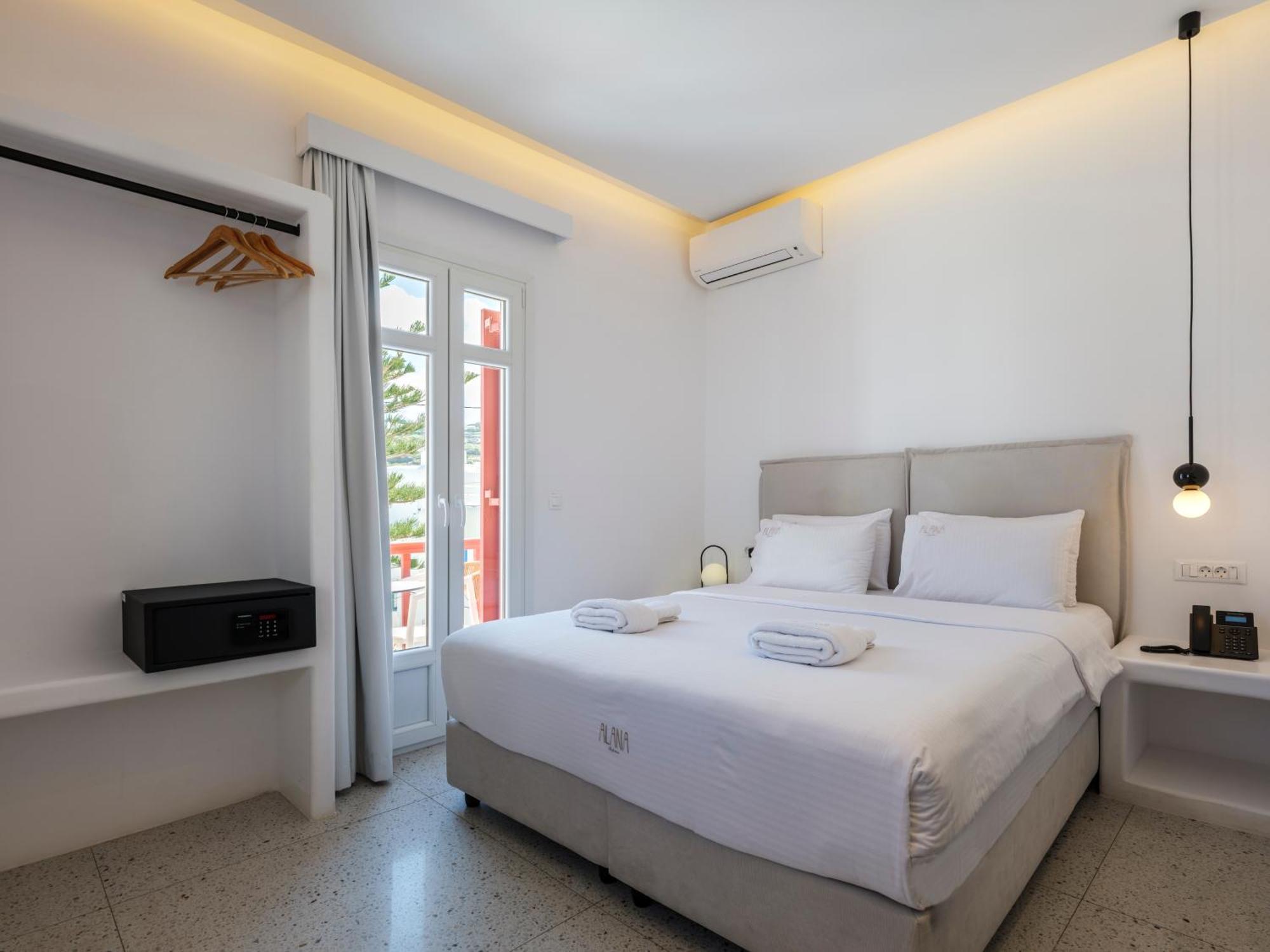 Alana Mykonos Hotel Mykonos Town ภายนอก รูปภาพ