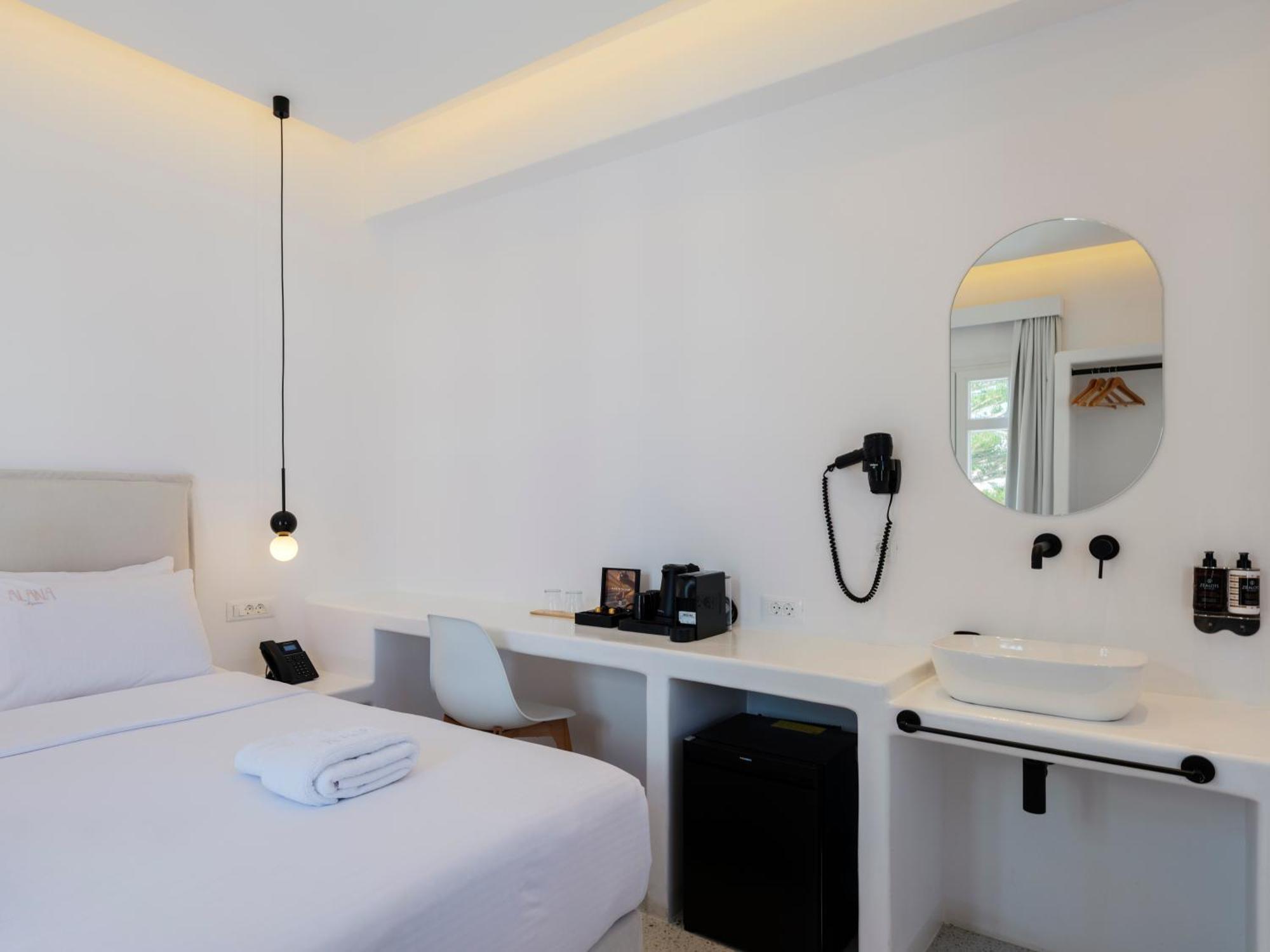 Alana Mykonos Hotel Mykonos Town ภายนอก รูปภาพ